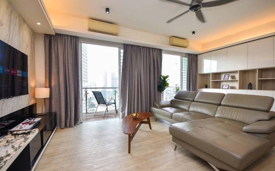 Photo of Livingroom in Golden Triangle