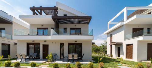 Photo of Others in Paralia Ofryniou