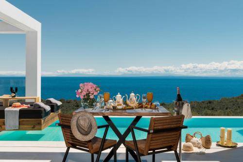 Photo of Patio Balcony in Varvara