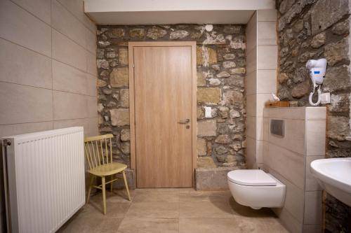 Photo of Bathroom in Kalambaka