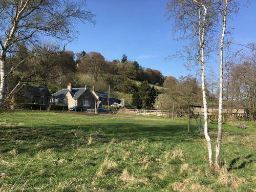 Photo of Others in Ashkirk