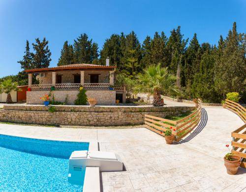 Photo of Outdoor in Vasilikos