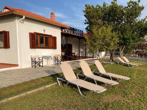 Photo of Others in Aristotelis