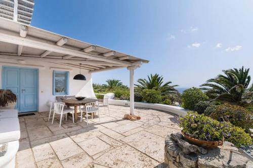 Photo of Patio Balcony in Platis Gialos
