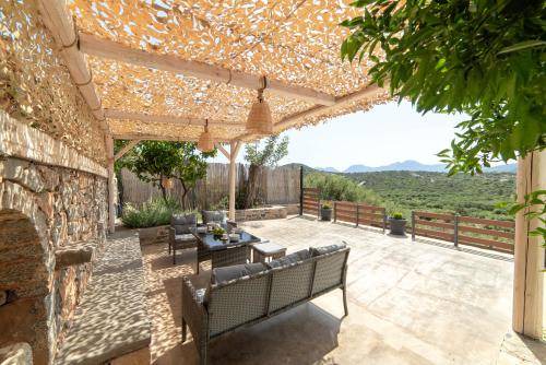 Photo of Patio Balcony in Vathi