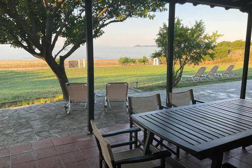 Photo of Others in Aristotelis