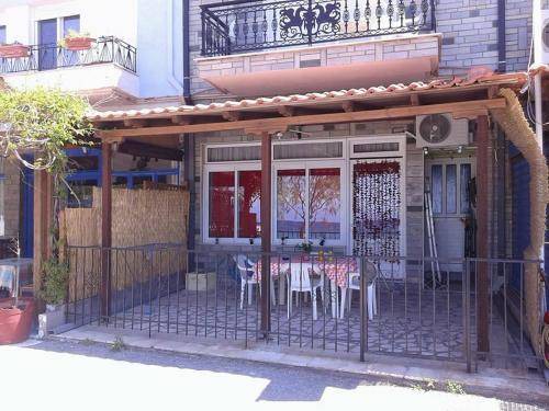 Photo of Others in Skala Marion