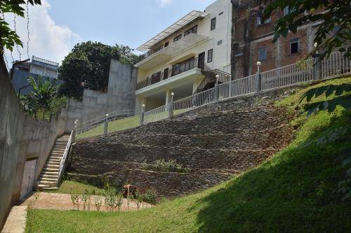 Photo of Others in Dago
