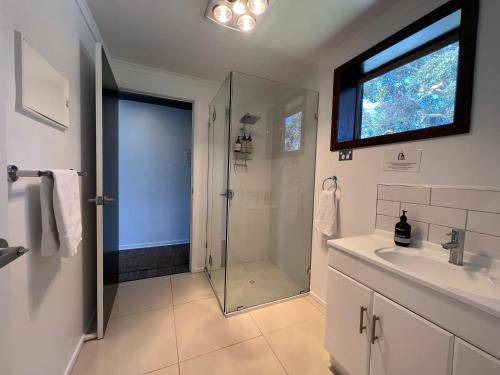 Photo of Bathroom in Alonnah