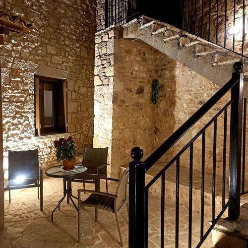 Photo of Patio Balcony in Valtesiniko