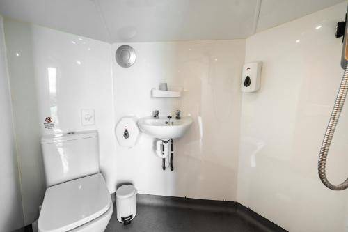 Photo of Bathroom in Delny