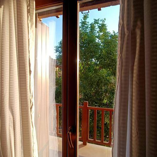 Photo of Patio Balcony in Valtesiniko