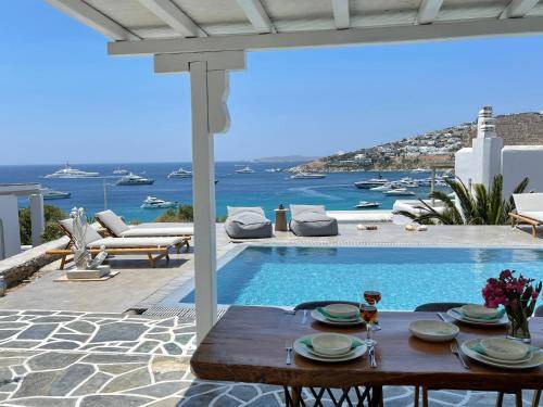 Photo of Patio Balcony in Platis Gialos