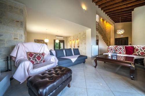 Photo of Livingroom in Alikianos