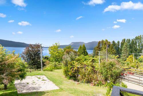 Photo of Others in Lake Tarawera