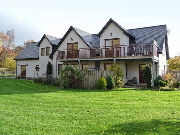 Photo of Others in Newtonmore