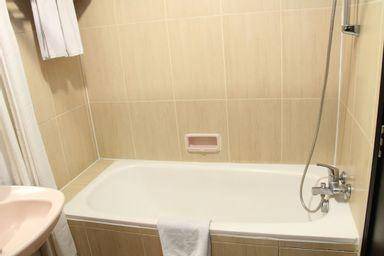 Photo of Bathroom in Suko Manunggal