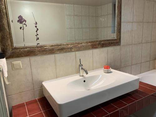 Photo of Bathroom in Kounavi