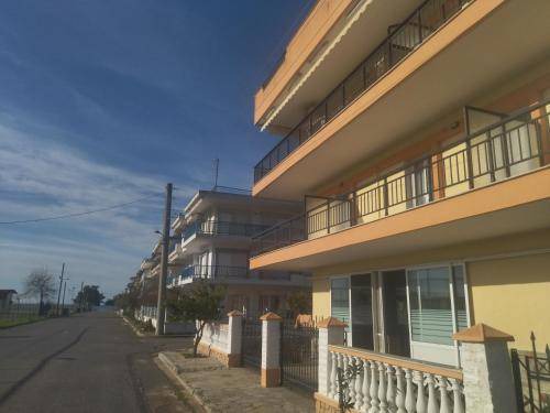 Photo of Others in Paralia Dionysiou