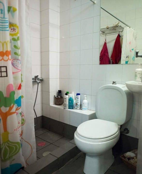 Photo of Bathroom in Mets