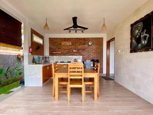 Photo of Others in Bukti