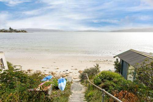 Photo of Others in Opossum Bay