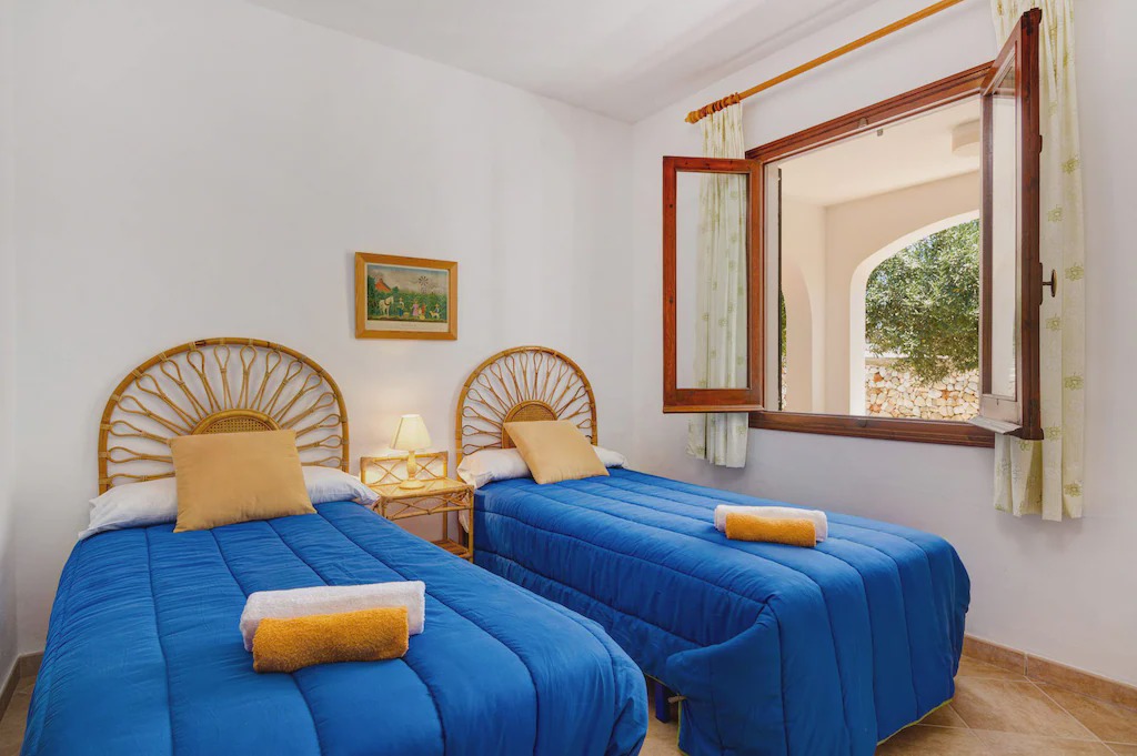Photo of Bedroom in Cala Blanca