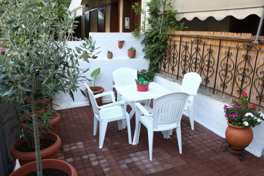 Photo of Patio Balcony in Dafni-Ymittos