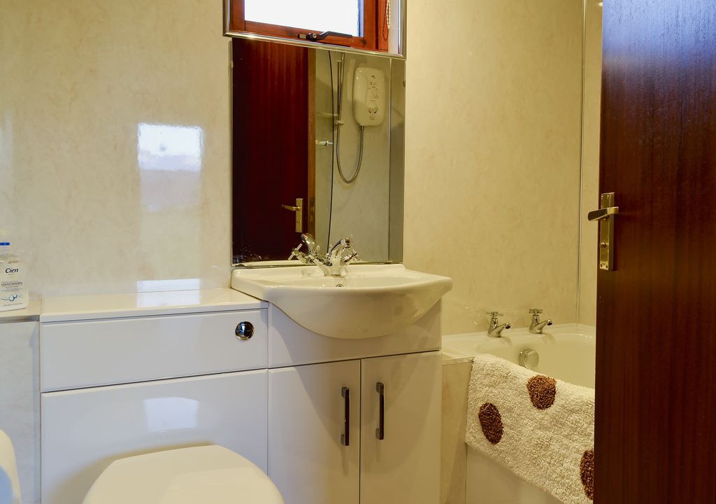Photo of Bathroom in Onich