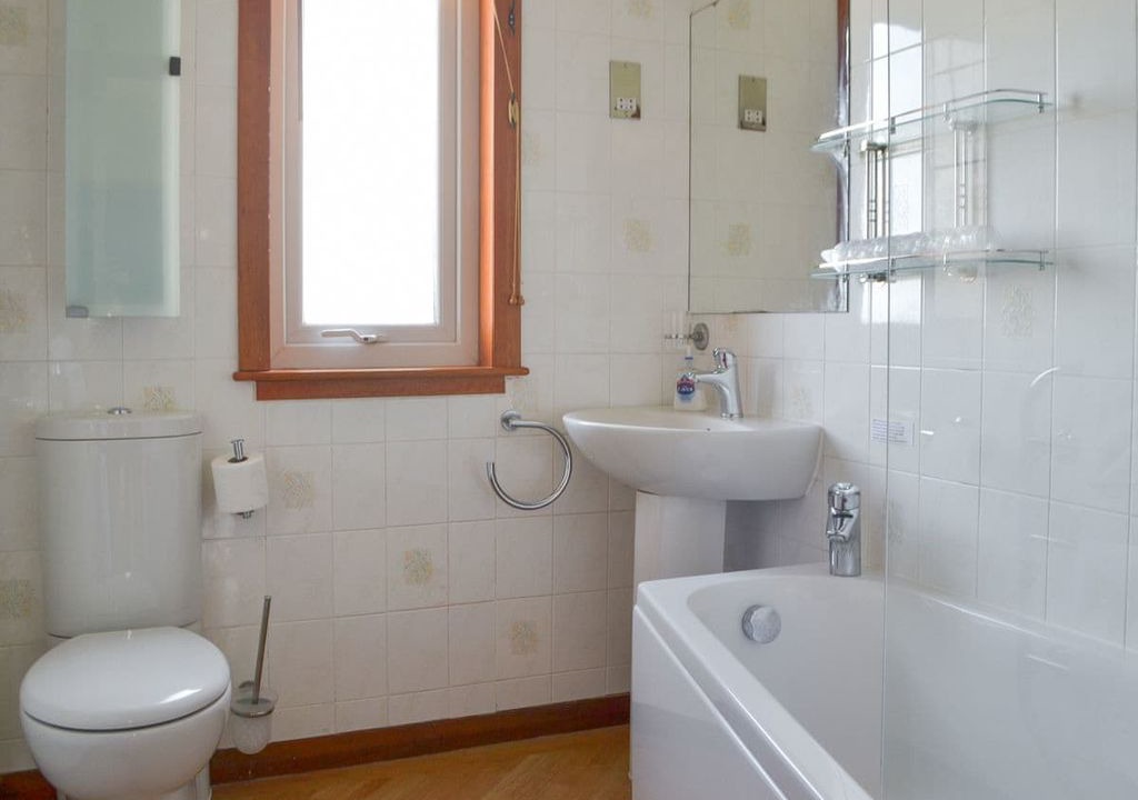 Photo of Bathroom in Machrihanish