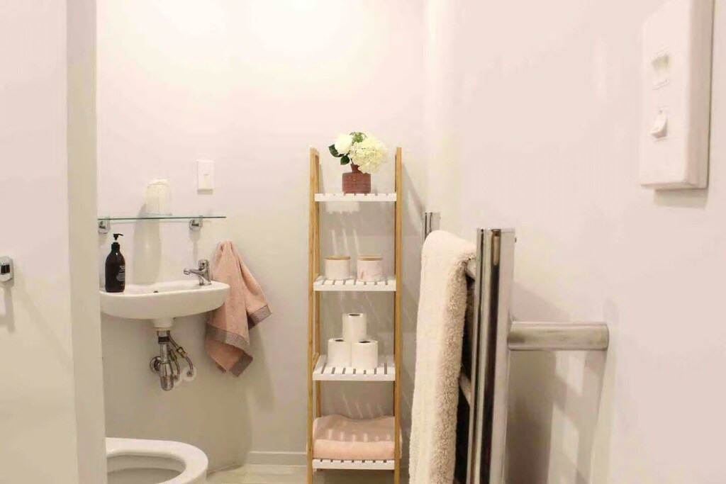 Photo of Bathroom in Lynmore