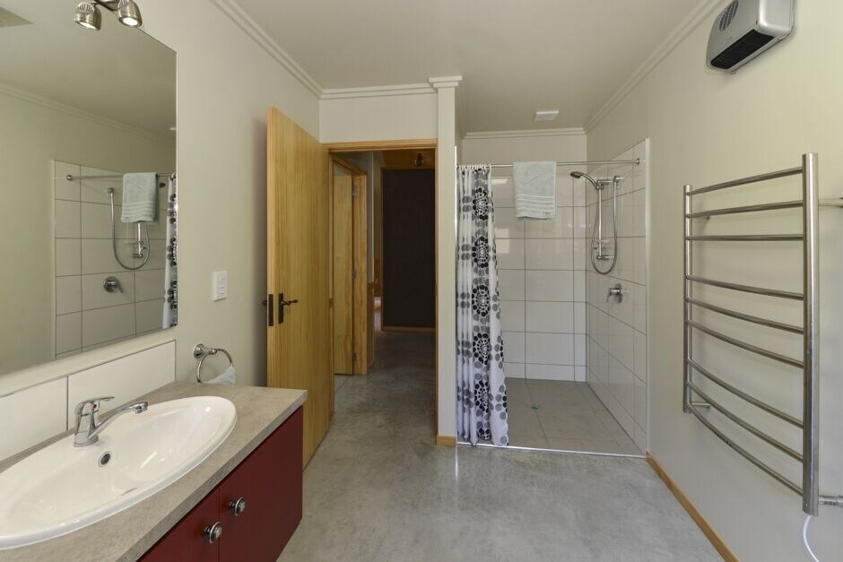 Photo of Bathroom in Lake Okareka