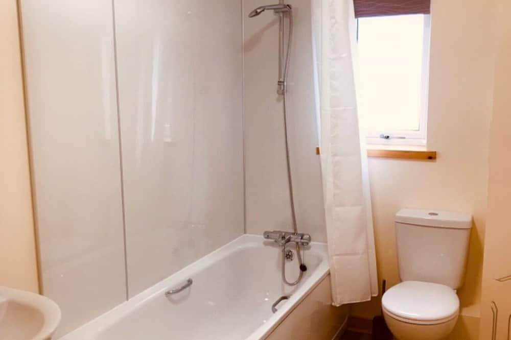 Photo of Bathroom in Kirkwall