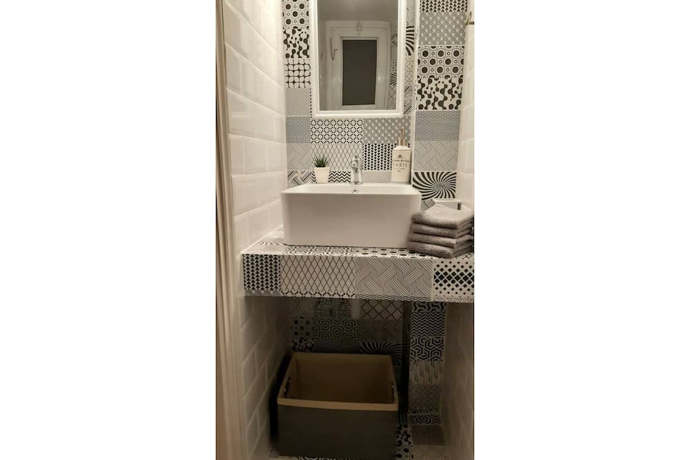 Photo of Bathroom in Irakleio