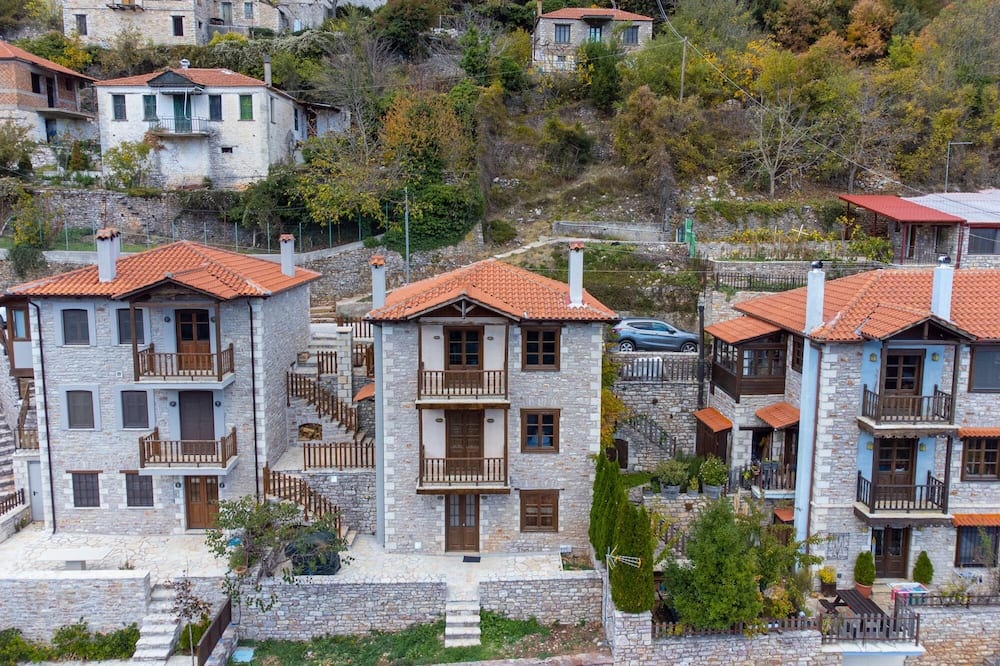 Photo of Outdoor in Karpenisi
