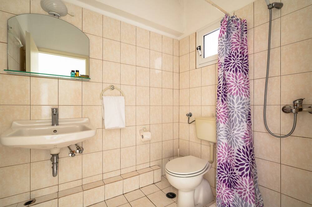Photo of Bathroom in Lixouri