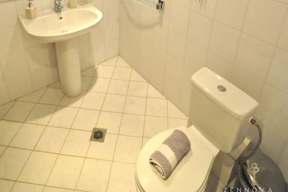 Photo of Bathroom in Ano Poli
