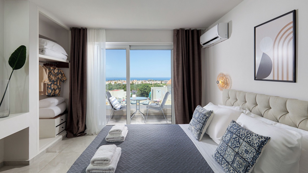 Photo of Bedroom in Malia