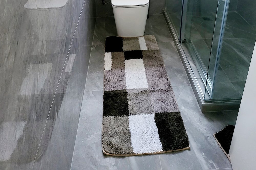 Photo of Bathroom in Huntly