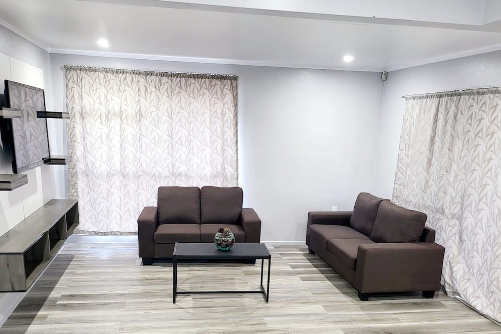 Photo of Others in Huntly