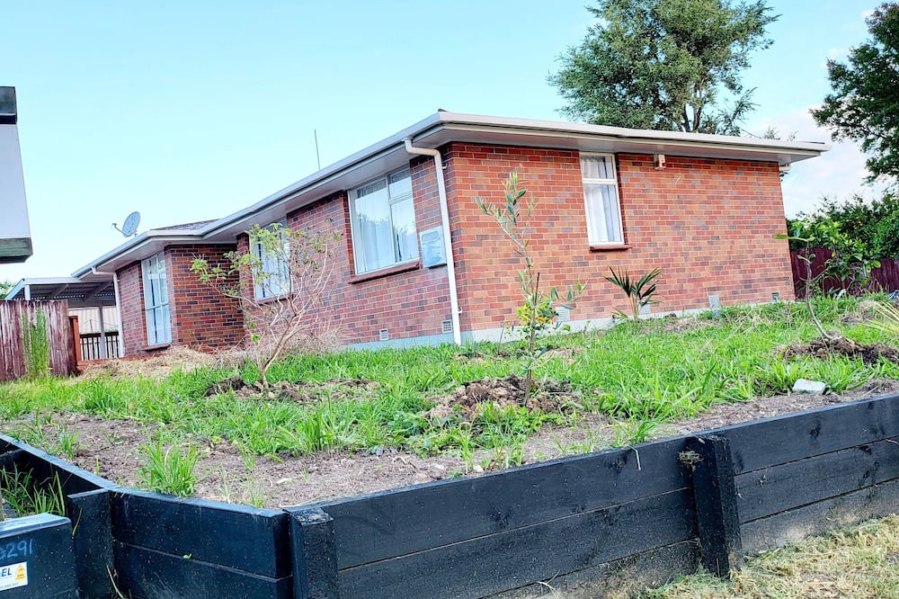 Photo of Others in Huntly