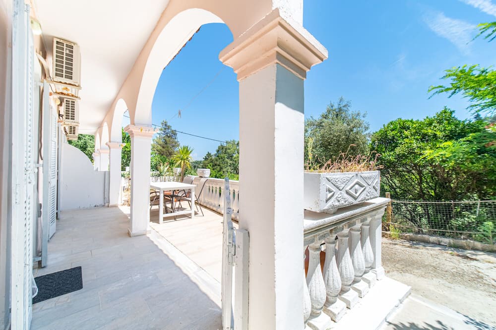 Photo of Outdoor in Gardenos