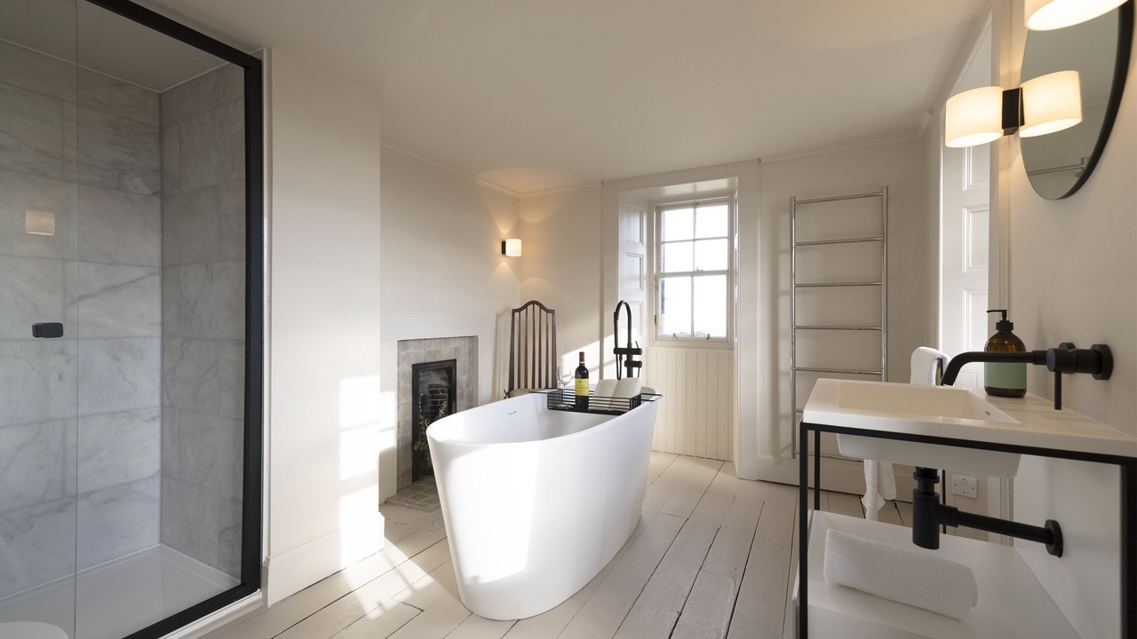 Photo of Bathroom in New Town