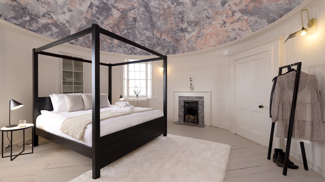 Photo of Bedroom in New Town