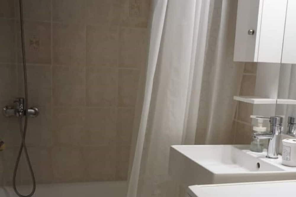 Photo of Bathroom in New Kypseli
