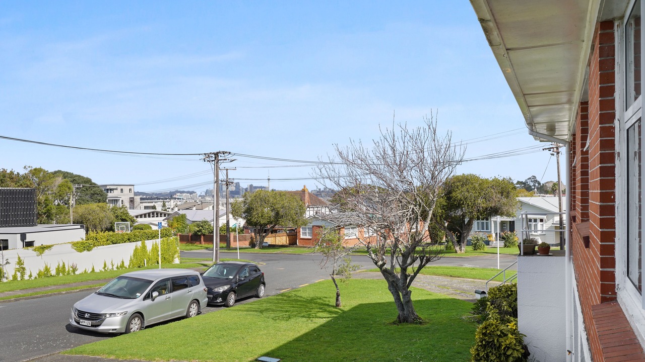 Photo of Others in Takapuna