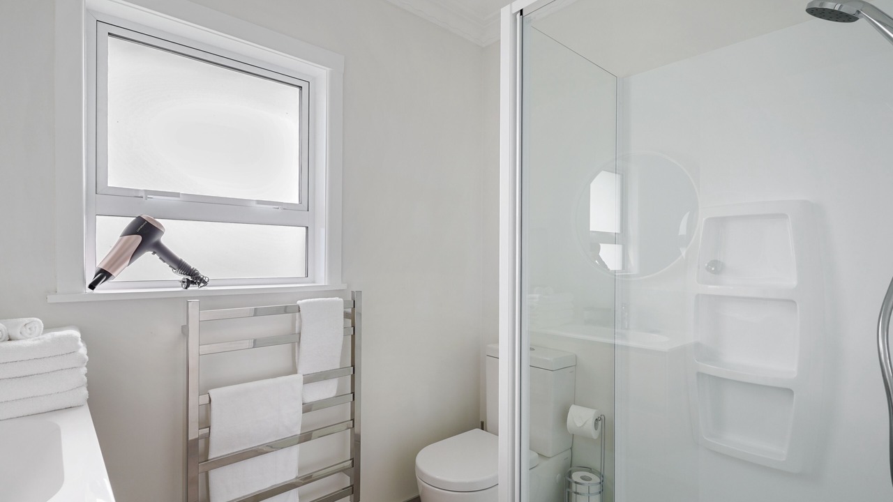 Photo of Bathroom in Takapuna