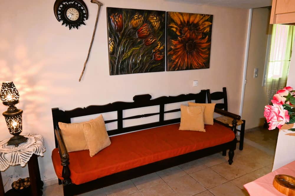 Photo of Livingroom in Kato Metochi
