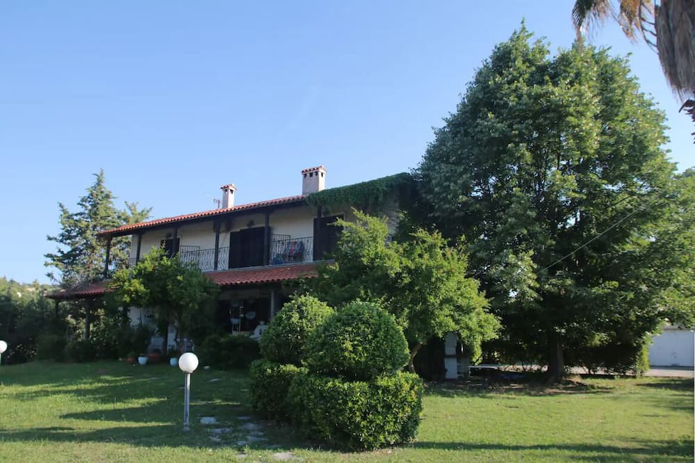 Photo of Outdoor in Mikra Mandinia