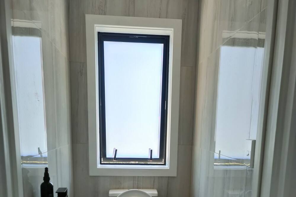 Photo of Bathroom in Tawa